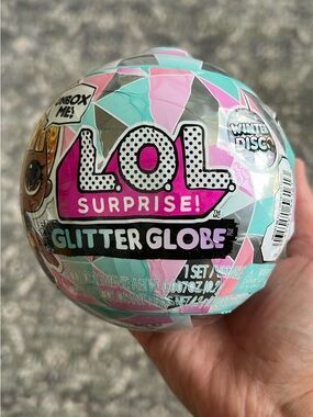 L.O.L. Surprise! Glitter Globe - Pink & Teal